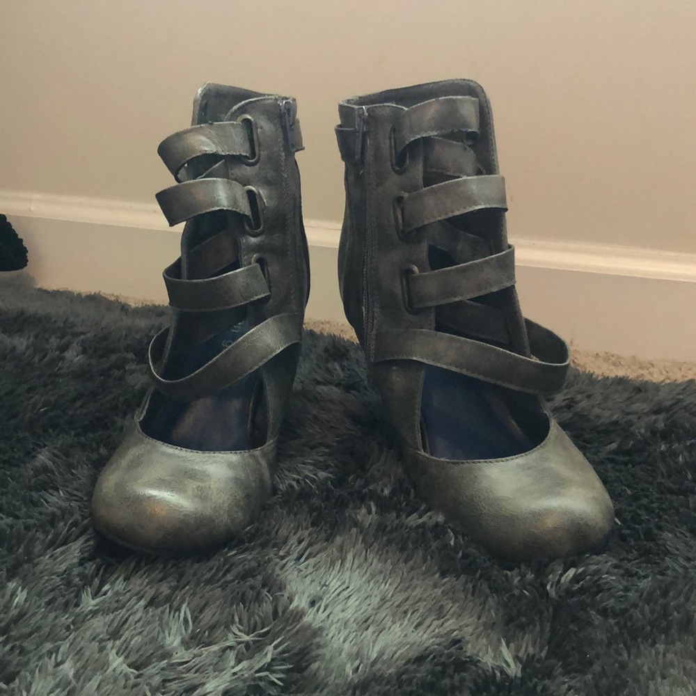 Olive Madden Girl lace up booties. 3in heel